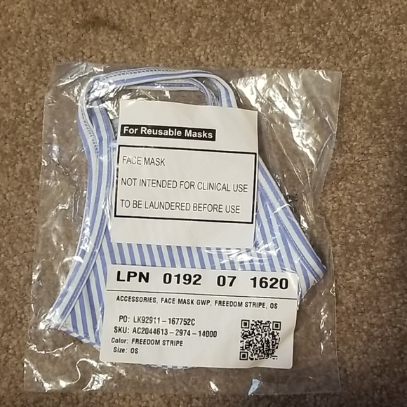 🔮NWT-Fabletics Face Mask-FreedomStripe-IN STOCK🔮 - Picture 4 of 11
